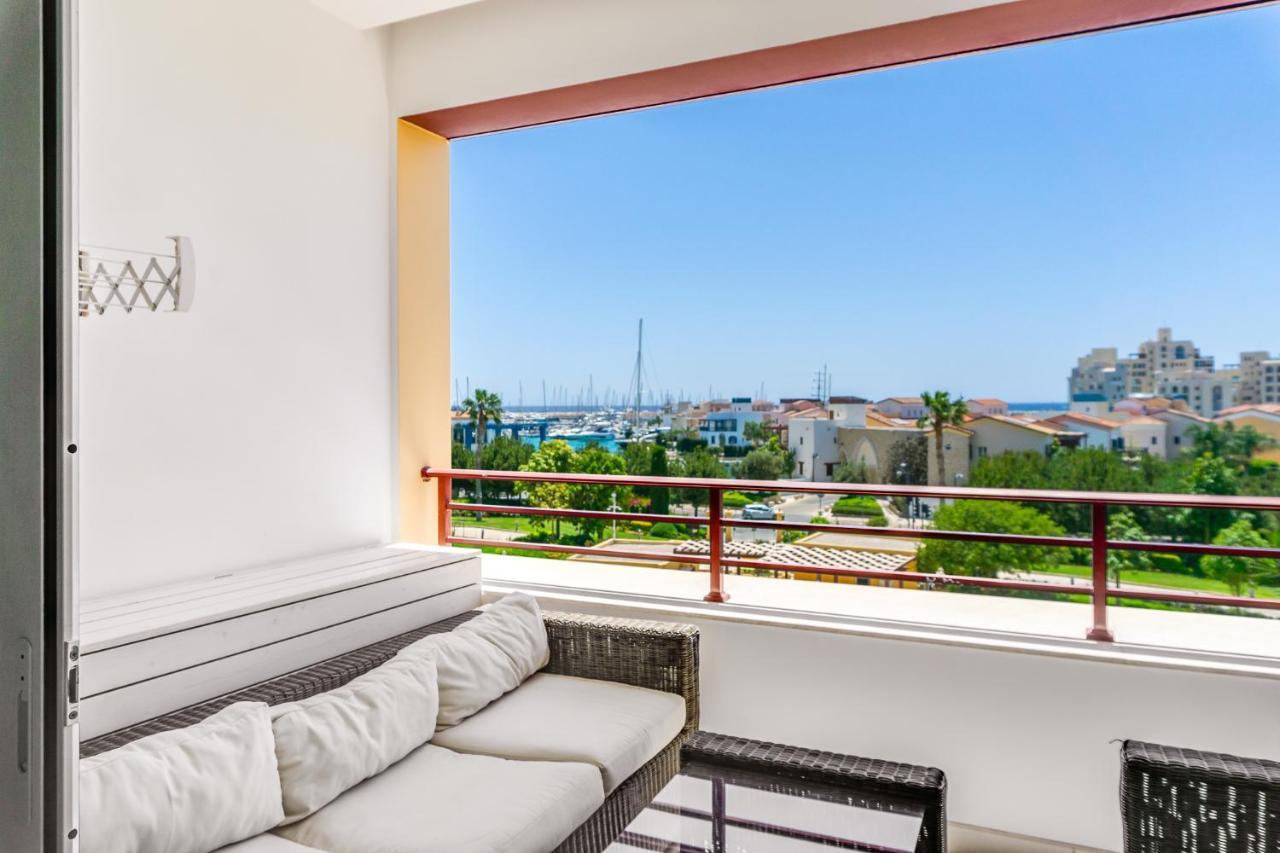 Limassol Marina Nereids D22 By Ezoria Villas Extérieur photo