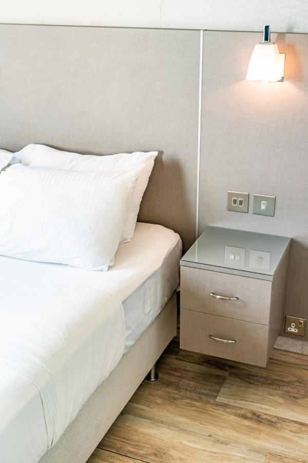 Limassol Marina Nereids D22 By Ezoria Villas Extérieur photo